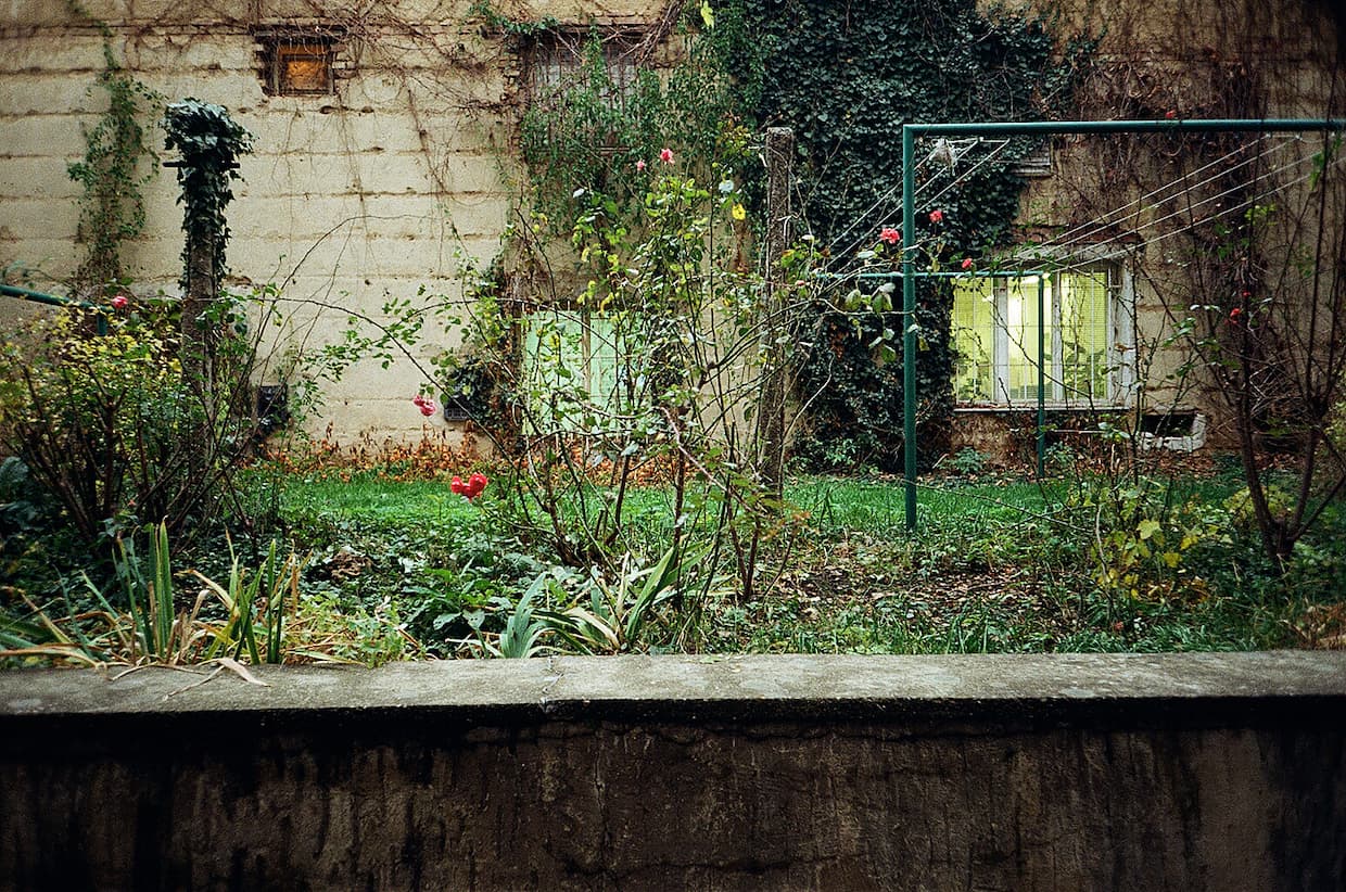 /works/neighbor-in-prague/p1.jpg